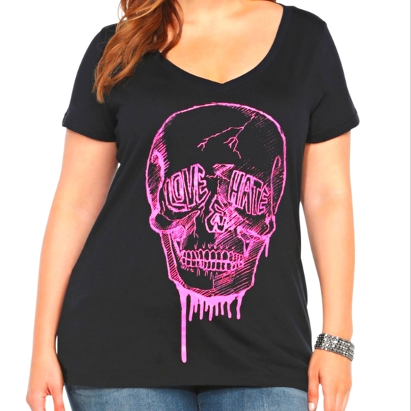 Torrid Love Hate V Neck T Shirt size 2XL - Picture 2 of 7